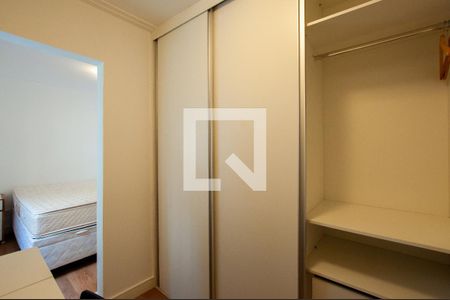 Apartamento para alugar com 66m², 2 quartos e sem vaga Apartamento para alugar com 66m², 2 quartos e sem vagaCloset da suíte