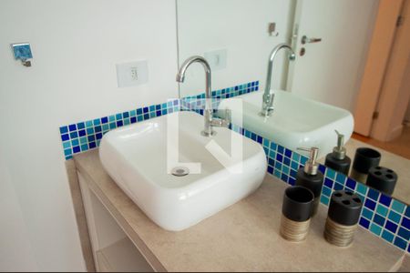 Apartamento para alugar com 66m², 2 quartos e sem vaga Apartamento para alugar com 66m², 2 quartos e sem vagaBanheiro Social
