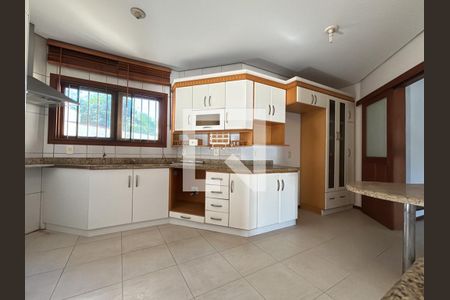 Casa à venda com 348m², 3 quartos e 3 vagasCozinha