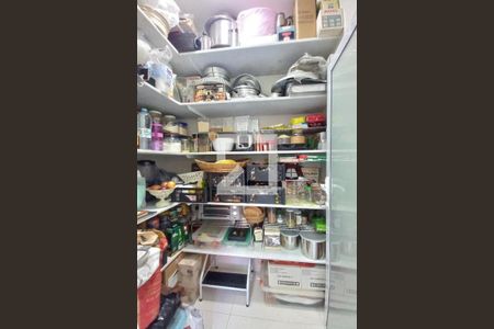 Casa de condomínio à venda com 309m², 4 quartos e 4 vagasÁrea de Serviço