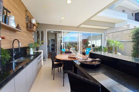 Casa de condomínio à venda com 309m², 4 quartos e 4 vagasÁrea gourmet