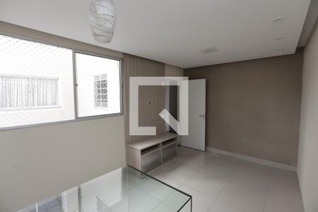 Sala de apartamento para alugar com 2 quartos, 48m² em Santa Maria, Contagem