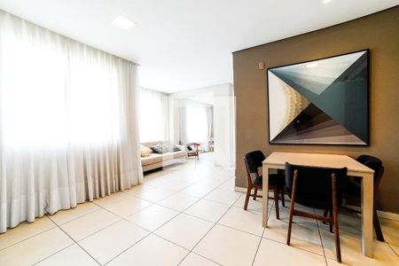 Apartamento à venda com 60m², 2 quartos e 1 vagaÁrea Comum - Salão de Festas