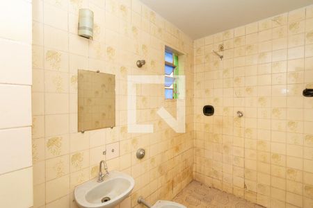 Casa à venda com 390m², 3 quartos e 3 vagas Casa à venda com 390m², 3 quartos e 3 vagasBanheiro Social