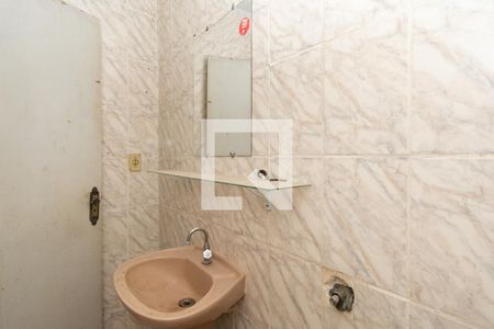 Casa à venda com 390m², 3 quartos e 3 vagas Casa à venda com 390m², 3 quartos e 3 vagasBanheiro da Suíte