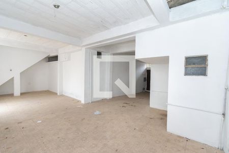 Casa à venda com 390m², 3 quartos e 3 vagas Casa à venda com 390m², 3 quartos e 3 vagasGaragem