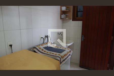 Casa à venda com 178m², 3 quartos e 2 vagasÁrea de Serviço