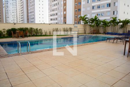 Apartamento à venda com 70m², 2 quartos e 1 vagaÁrea comum - Piscina