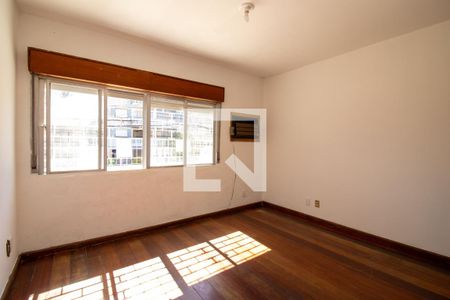 Suíte de casa à venda com 3 quartos, 150m² em Cristo Redentor, Porto Alegre