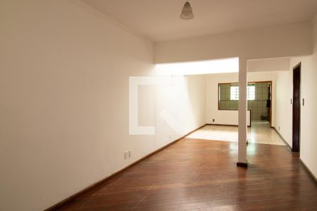 Sala de casa à venda com 3 quartos, 150m² em Cristo Redentor, Porto Alegre