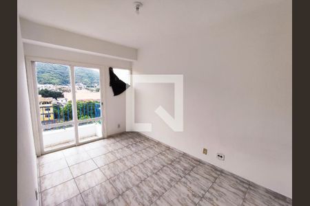 Quarto 1 de apartamento para alugar com 2 quartos, 66m² em Cascadura, Rio de Janeiro