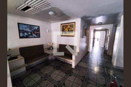 Apartamento para alugar com 66m², 2 quartos e 1 vaga Apartamento para alugar com 66m², 2 quartos e 1 vagaHall de entrada