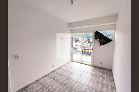 Quarto 1 de apartamento para alugar com 2 quartos, 66m² em Cascadura, Rio de Janeiro