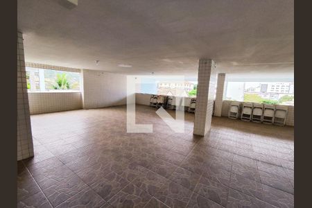 Apartamento para alugar com 66m², 2 quartos e 1 vaga Apartamento para alugar com 66m², 2 quartos e 1 vagaÁrea comum - Salão de festas