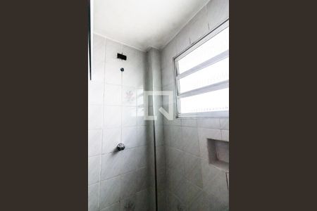 Apartamento para alugar com 65m², 2 quartos e sem vagaBanheiro