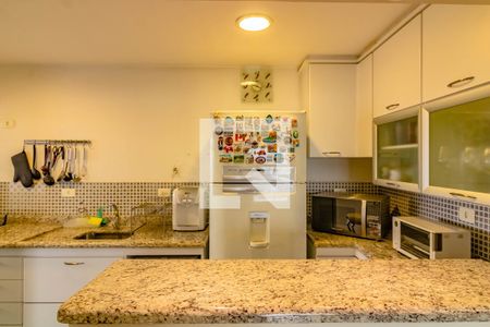 Cozinha de apartamento à venda com 3 quartos, 72m² em Vila Alexandria, São Paulo