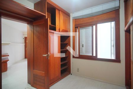 Apartamento para alugar com 315m², 4 quartos e 3 vagasCloset 1