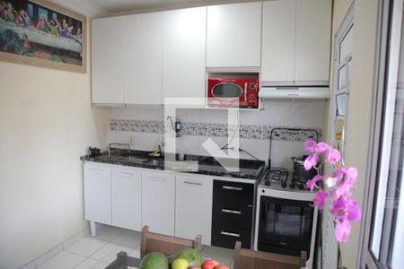 Apartamento à venda com 2 quartos, 57m² em Padroeira, Osasco