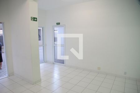 Apartamento à venda com 2 quartos, 57m² em Padroeira, Osasco