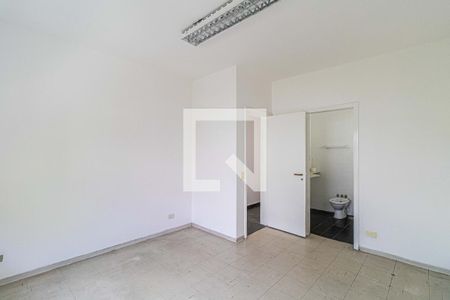 Suite de casa para alugar com 4 quartos, 159m² em Caxingui, São Paulo