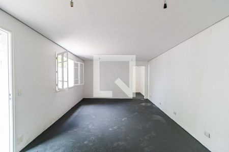 Casa para alugar com 159m², 4 quartos e 3 vagasEdícula