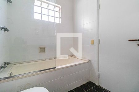 Casa para alugar com 159m², 4 quartos e 3 vagasSuite - Banheiro