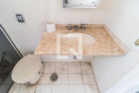 Casa para alugar com 159m², 4 quartos e 3 vagasBanheiro social