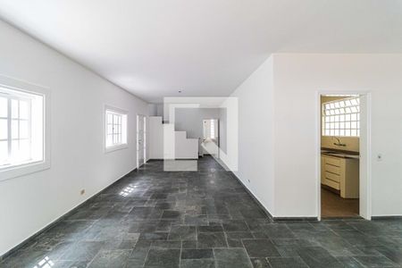 Sala de casa para alugar com 4 quartos, 159m² em Caxingui, São Paulo