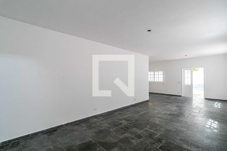 Sala de casa para alugar com 4 quartos, 159m² em Caxingui, São Paulo