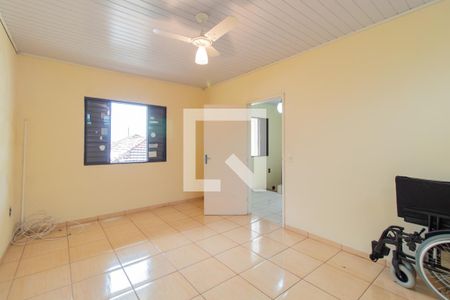 Casa à venda com 244m², 7 quartos e 6 vagasQuarto 2 - Casa 2