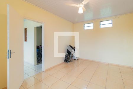 Casa à venda com 244m², 7 quartos e 6 vagasQuarto 2 - Casa 2