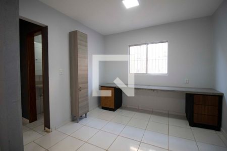 Sala de casa para alugar com 2 quartos, 110m² em Jardim Mariliza, Goiânia