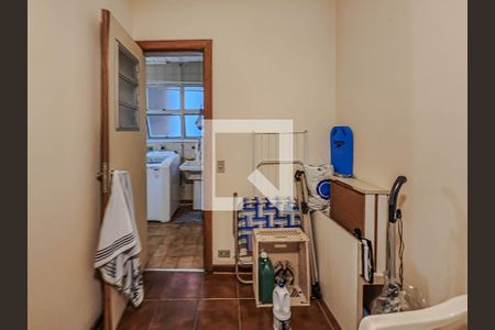 Apartamento para alugar com 130m², 3 quartos e 2 vagas Apartamento para alugar com 130m², 3 quartos e 2 vagasQuarto de Serviço