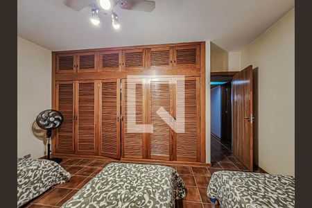 Apartamento para alugar com 130m², 3 quartos e 2 vagas Apartamento para alugar com 130m², 3 quartos e 2 vagasQuarto 3