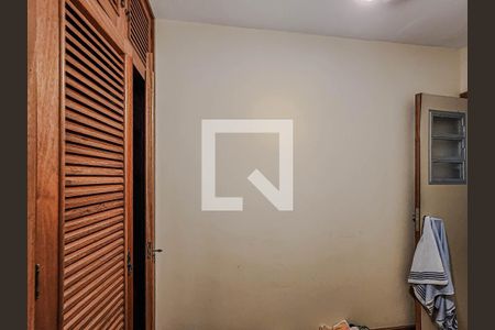 Apartamento para alugar com 130m², 3 quartos e 2 vagas Apartamento para alugar com 130m², 3 quartos e 2 vagasQuarto de Serviço