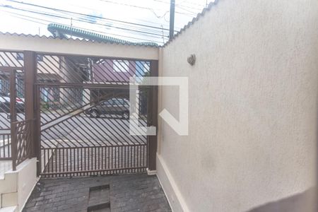 Vista sala de estar de casa para alugar com 4 quartos, 156m² em Vila Alvinopolis, São Bernardo do Campo