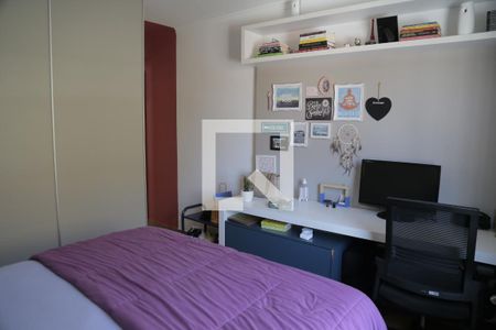 Casa à venda com 136m², 3 quartos e 2 vagasSuíte