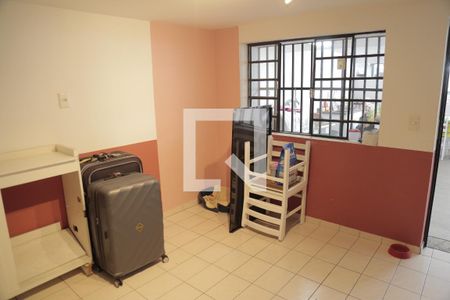 Casa à venda com 136m², 3 quartos e 2 vagasQuarto de Serviço