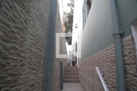 Casa à venda com 136m², 3 quartos e 2 vagasCorredor Lateral