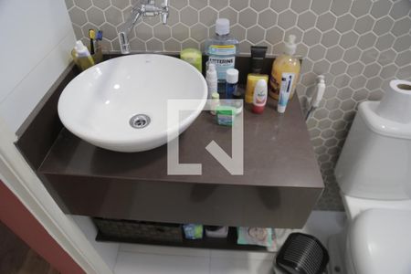 Casa à venda com 136m², 3 quartos e 2 vagasBanheiro da Suíte