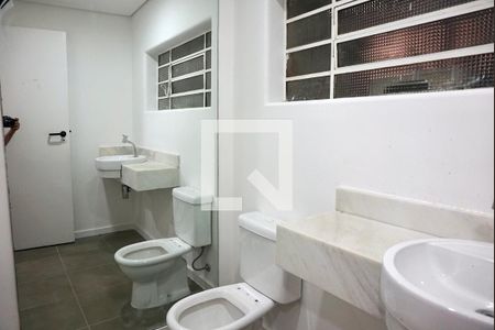 Casa à venda com 450m², 10 quartos e 6 vagasBanheiro