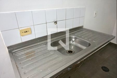 Casa à venda com 450m², 10 quartos e 6 vagasCozinha