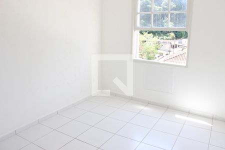 Quarto de apartamento para alugar com 1 quarto, 45m² em Itararé, São Vicente