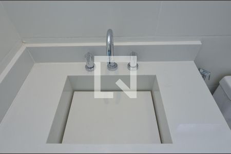 Casa de condomínio à venda com 142m², 4 quartos e 2 vagasBanheiro da Suíte 1