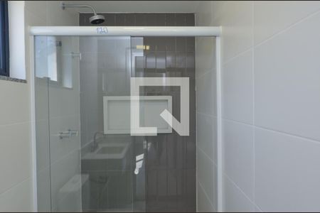 Casa de condomínio à venda com 142m², 4 quartos e 2 vagasBanheiro da Suíte 1