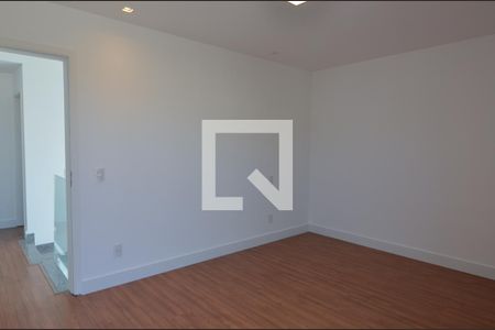 Casa de condomínio à venda com 142m², 4 quartos e 2 vagasSuite 2