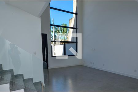 Sala de casa de condomínio à venda com 4 quartos, 142m² em Vargem Pequena, Rio de Janeiro