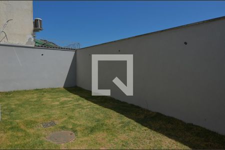 Casa de condomínio à venda com 142m², 4 quartos e 2 vagasQuintal