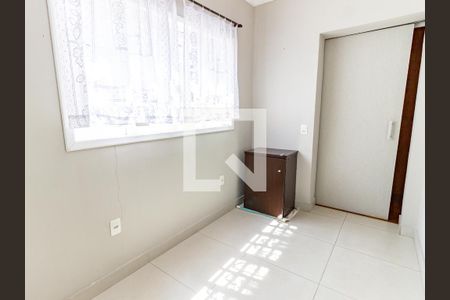 Casa à venda com 120m², 2 quartos e sem vagaCloset da Suíte