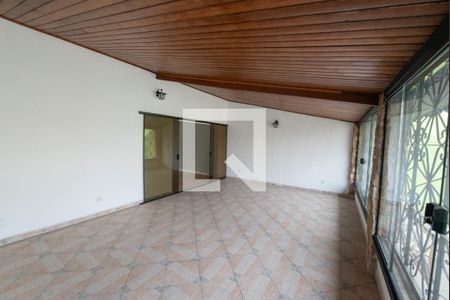Varanda do Quarto 1 de casa para alugar com 3 quartos, 330m² em Centro, Taubaté